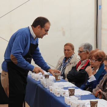 FEM UN CAFÈ? PERÒ COM NO L'HAS FET MAI ...