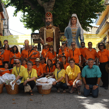 FESTES DEL CARRER DE CAPELLADES - BARRI DEL GEGANT - TREURE BALL