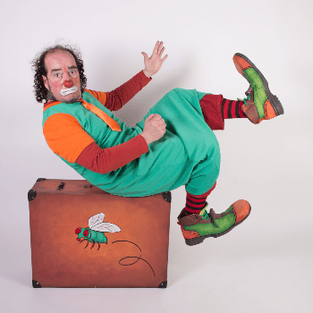 ESPECTACLE I PRESENTACIÓ DE: PETIT O GRAN? De l'Albert Vinyes