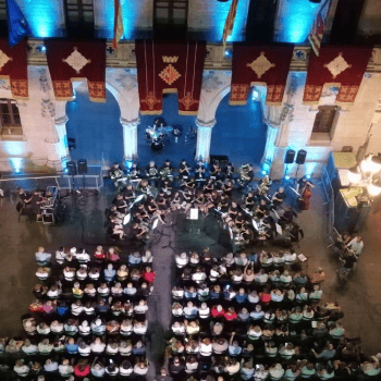 BANDA  DE  TERRASSA