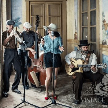 VIU L'ESTIU. Música a la Fresca amb  VINTAGE GRAMOLA