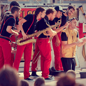 FESTA INICI - CLAP! Sidral Brass Band
