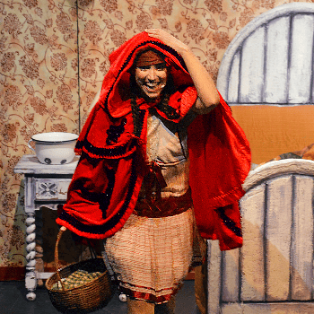 DREAMS TEATRE - La Caputxeta Vermella