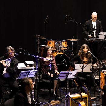 Opus One interpreta TUBULAR BELLS de MIKE OLDFIELD