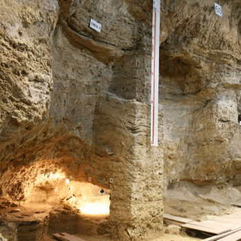 TALLER DE PREHISTÒRIA A L'ABRIC ROMANÍ
