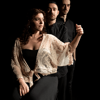 Concert de YARÁKÄ, folk del sud d'Itàlia