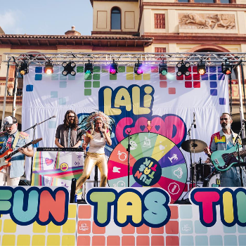 CONCERT DE LA CASTANYADA AMB  LA LALI BEGOOD I L'ESPECTACLE FUNTASTIK