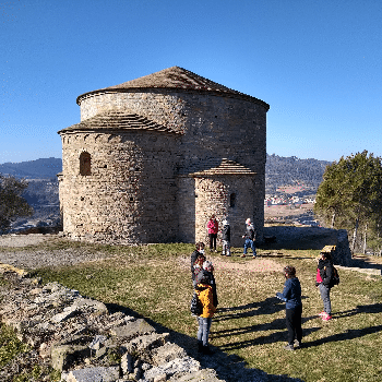 Visita guiada al Castell de Sallent i l'església romànica de de St. Esteve i St. Sebastià