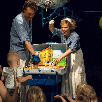 El núvol gris, gras i gros, de Teatre al Detall