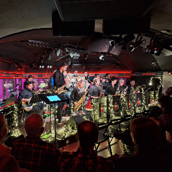 DONES & BIG BAND
