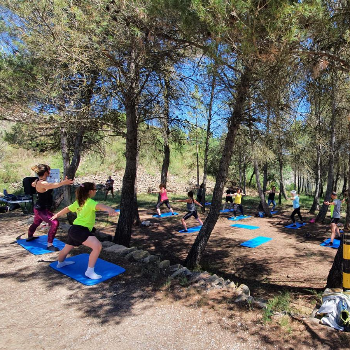 Ioga i visita al Castell de Sallent