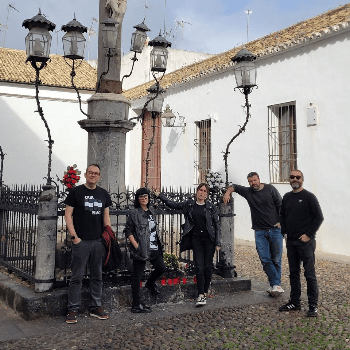 Concert de SOMOS FABRICANTES i SUPER GEGANT al Club Elias de CAl Ninyo
