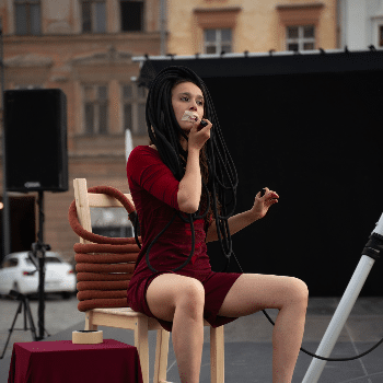 Clara Larcher / Araké