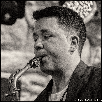 +JAZZ AL XIFRE  amb   3+1 Saxophone Quartet