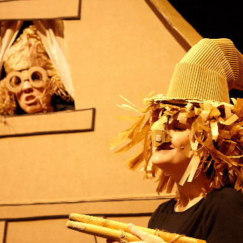 EL CARRERÓ DE LES BRUIXES - Cia. Poca Cosa Teatre