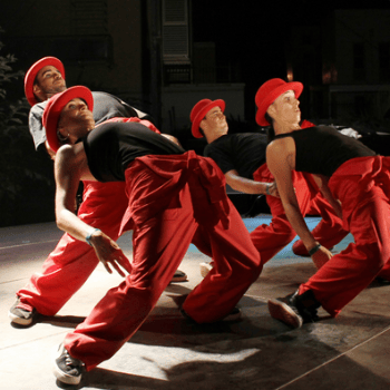 Sambaia: Taller de danses del món