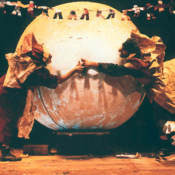 DIUMENGES AL TEATRE: PAPIRUS  de Xirriquiteula Teatre