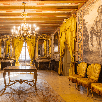 Visita guiada a la casa Torres Amat i Centre d'interpretació