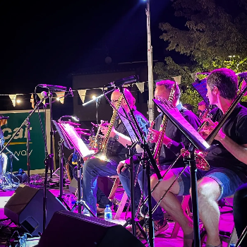LA BIG BARRA BAND -  Buble vs Sinatra.