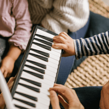 Taller de Música per a nadons, amb Anna Roig Dolz