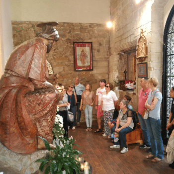 VISITA GUIADA CAMINO DE LA LUZ: LA LEYENDA DE SANTIAGO - CASTELLANO