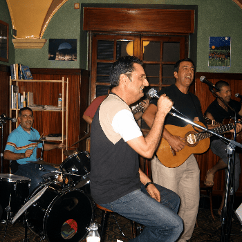 Música a la fresca: Entre tres