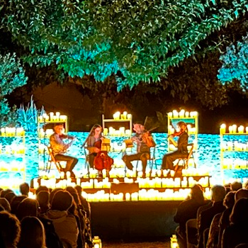 Nit d'Espelmes: concert "Clàssics del pop: dels 70 a l'actualitat"
