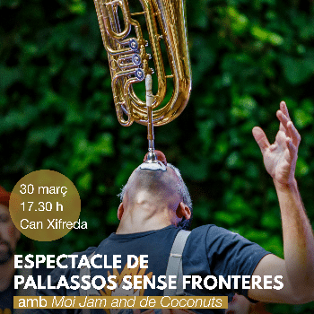 Espectacle de Pallassos Sense Fronteres, amb Moi Jam and de Coconuts
