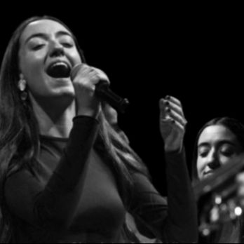 Júlia Plans, sextet