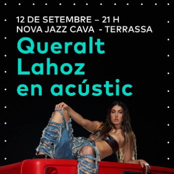 Queralt Lahoz en acústic