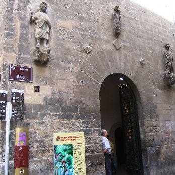VISITA GUIADA CAMÍ DE LLUM: LA LLEGENDA DE SANT JAUME - CATALÀ